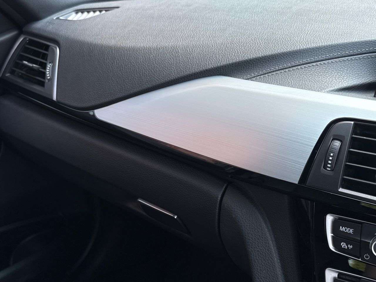 2019 BMW 3 SERIES 2019 BMW 3 SERIES