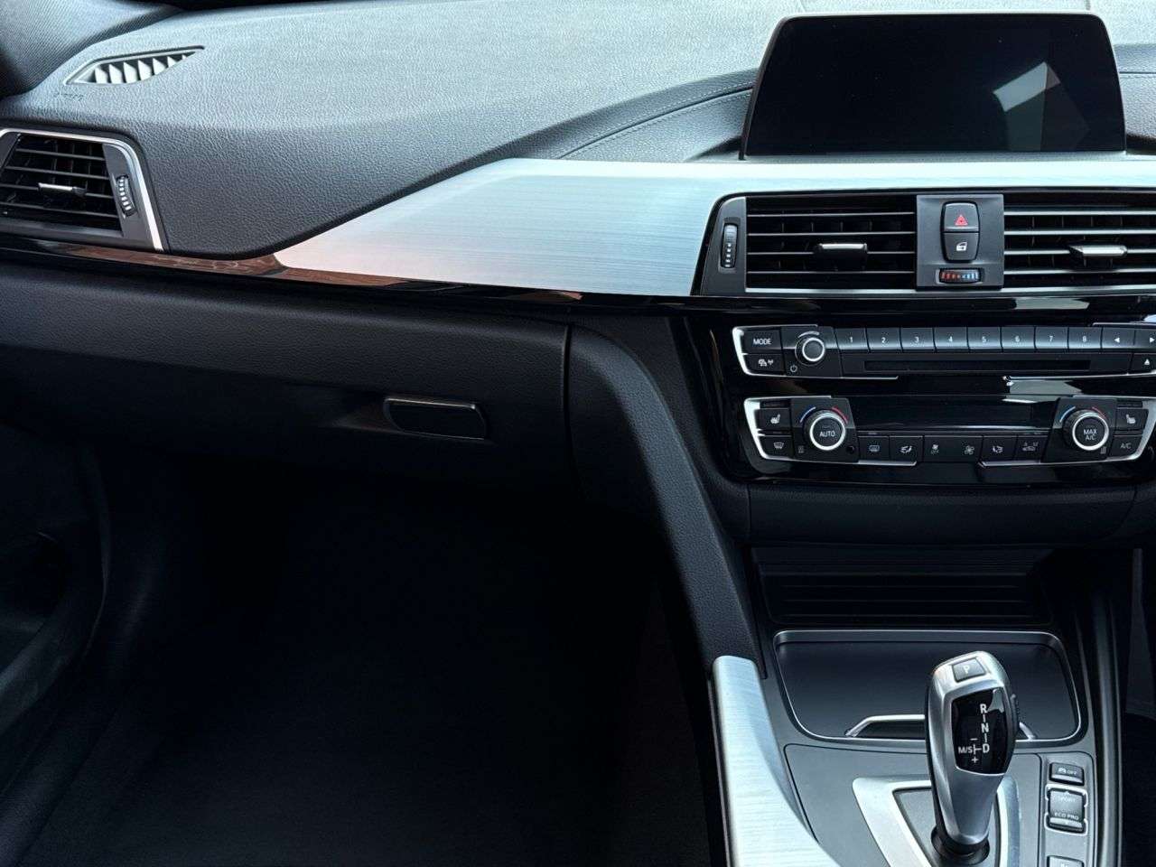 2019 BMW 3 SERIES 2019 BMW 3 SERIES