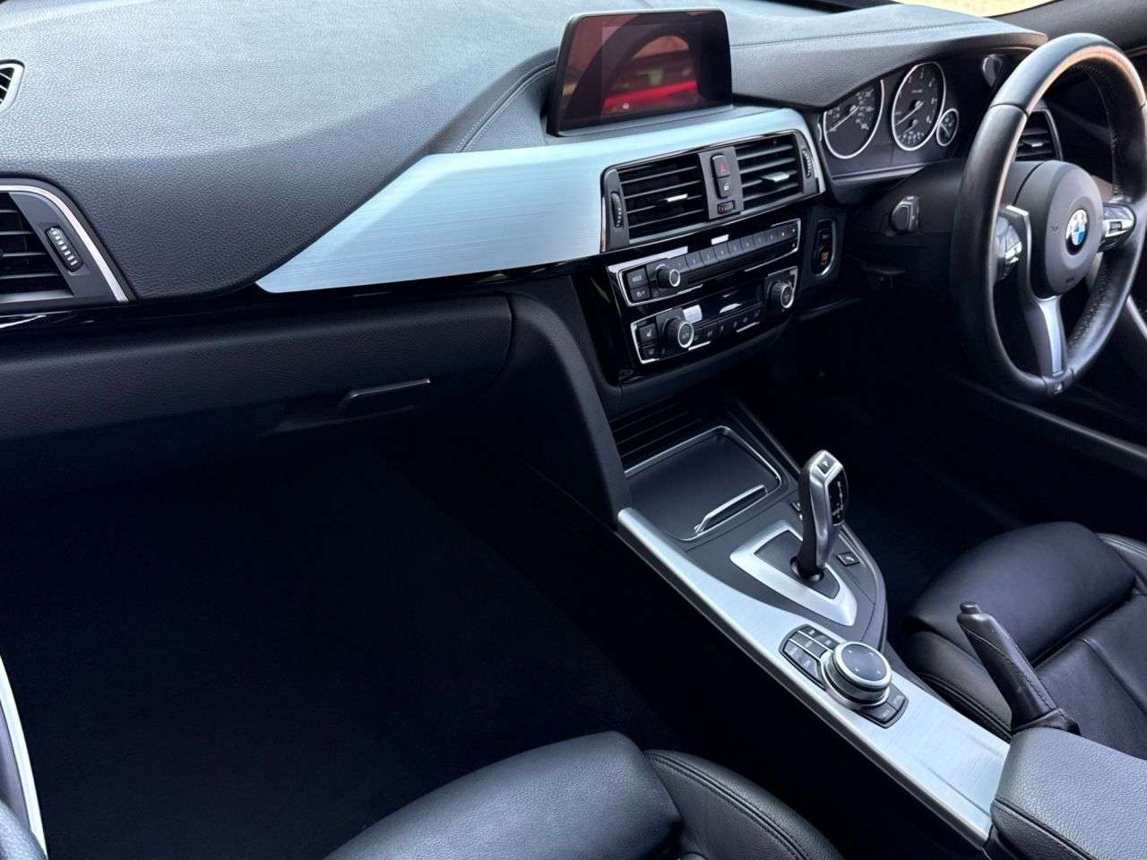 2019 BMW 3 SERIES 2019 BMW 3 SERIES