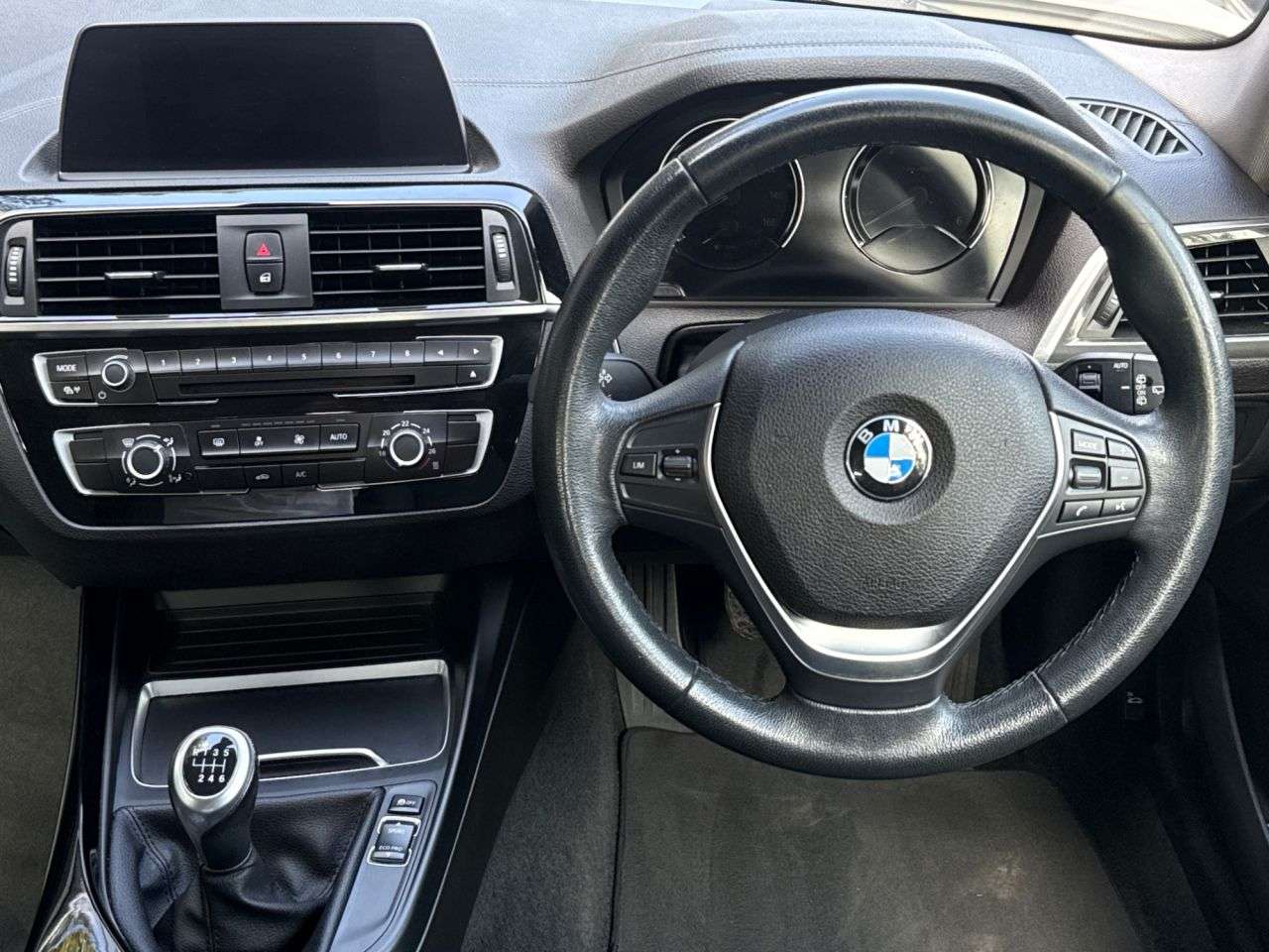 2018 BMW 1 SERIES 2018 BMW 1 SERIES