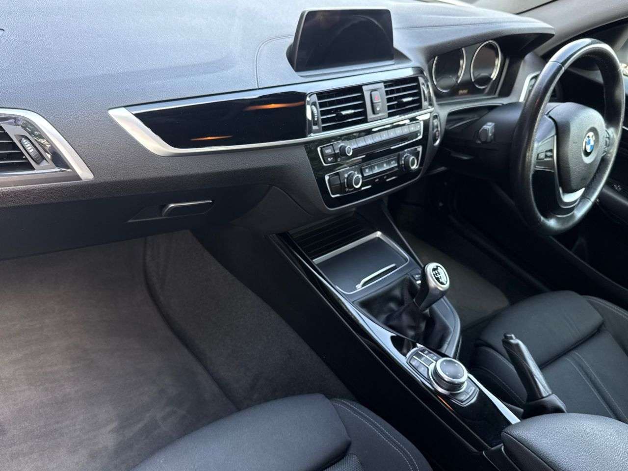2018 BMW 1 SERIES 2018 BMW 1 SERIES