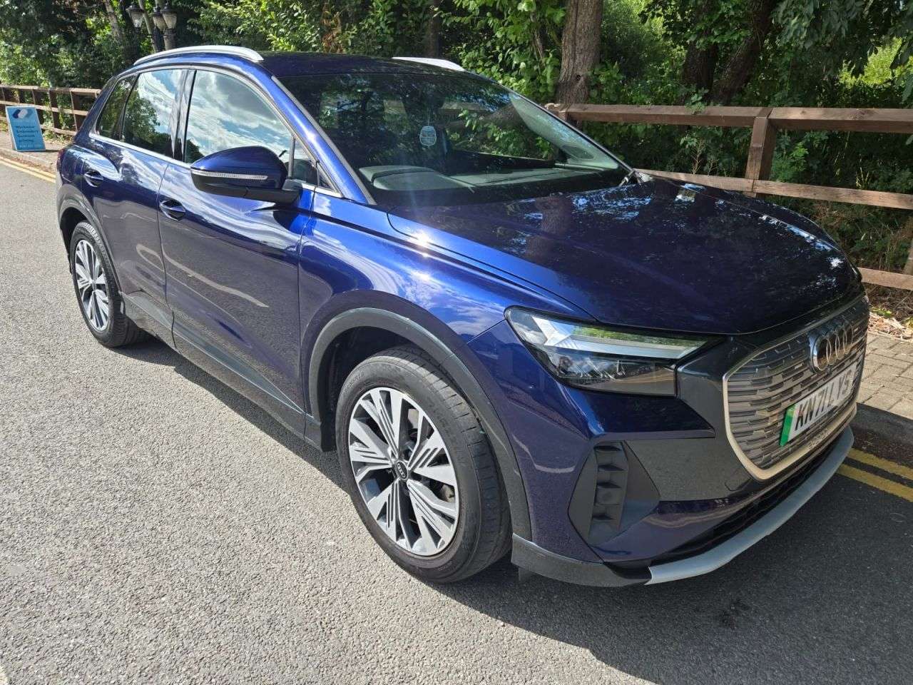A 2021 AUDI Q4 E-TRON 35 Sport SUV 5dr Electric Automatic 55kWh (170 ps) A 2021 AUDI Q4 E-TRON 35 Sport SUV 5dr Electric Automatic 55kWh (170 ps)