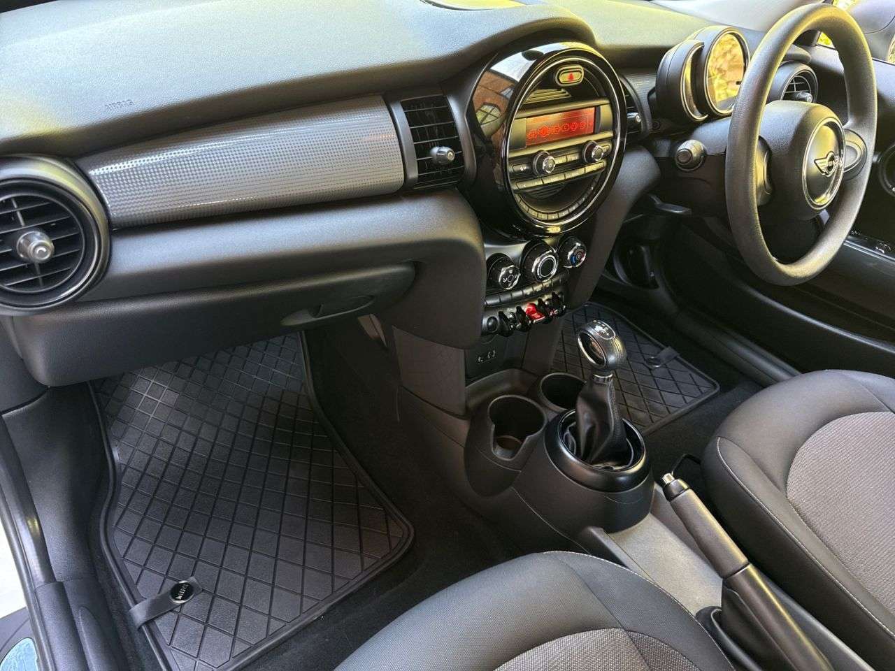 2016 MINI HATCH 2016 MINI HATCH