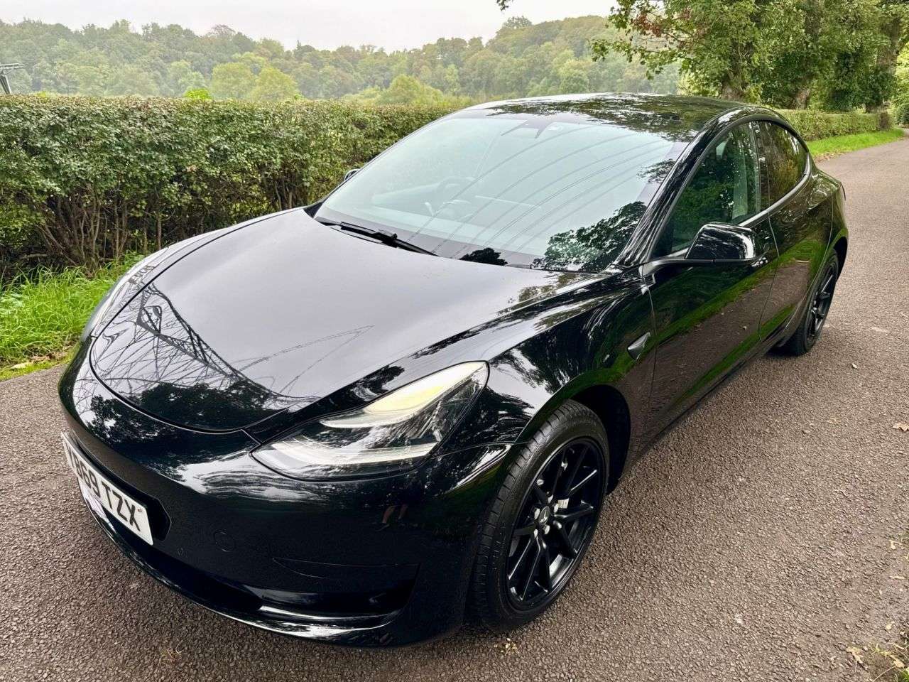 A 2019 TESLA MODEL 3 Standard Range Plus Saloon 4dr Electric Auto RWD (241 bhp) + SERVICE HISTOR A 2019 TESLA MODEL 3 Standard Range Plus Saloon 4dr Electric Auto RWD (241 bhp) + SERVICE HISTOR