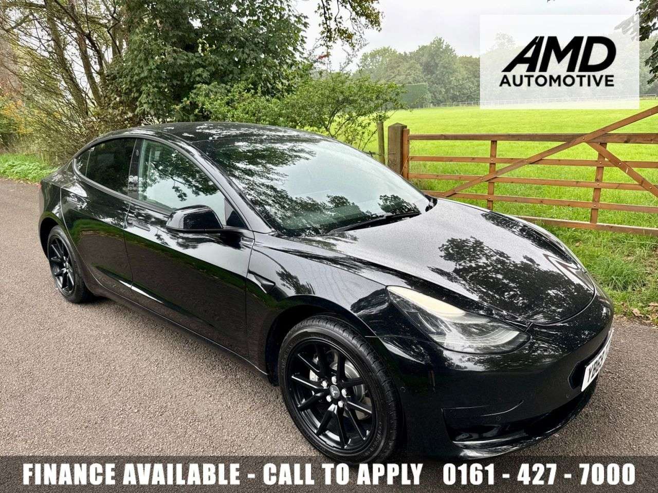 A 2019 TESLA MODEL 3 Standard Range Plus Saloon 4dr Electric Auto RWD (241 bhp) + SERVICE HISTOR A 2019 TESLA MODEL 3 Standard Range Plus Saloon 4dr Electric Auto RWD (241 bhp) + SERVICE HISTOR