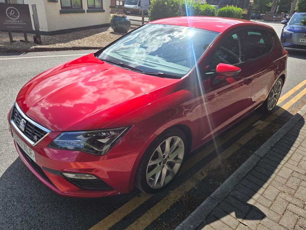 A 2017 SEAT LEON 1.4 EcoTSI FR Technology Hatchback 5dr Petrol DSG Euro 6 (s/s) (150 ps) A 2017 SEAT LEON 1.4 EcoTSI FR Technology Hatchback 5dr Petrol DSG Euro 6 (s/s) (150 ps)