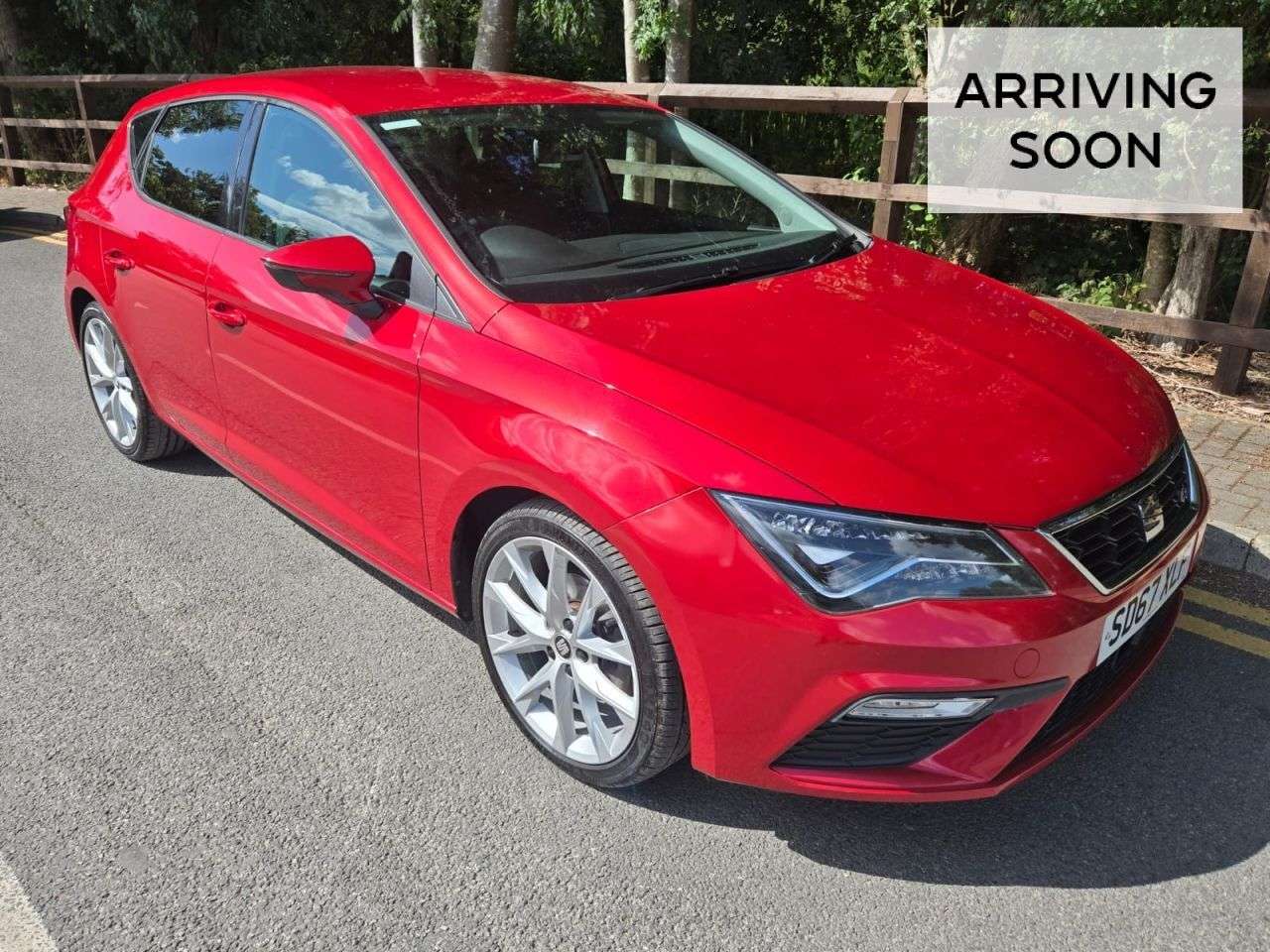 A 2017 SEAT LEON 1.4 EcoTSI FR Technology Hatchback 5dr Petrol DSG Euro 6 (s/s) (150 ps) A 2017 SEAT LEON 1.4 EcoTSI FR Technology Hatchback 5dr Petrol DSG Euro 6 (s/s) (150 ps)