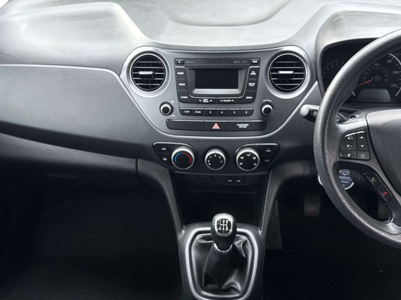 2017 HYUNDAI I10 2017 HYUNDAI I10