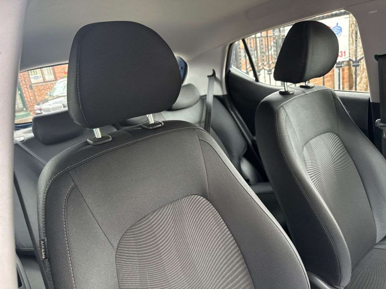 2017 HYUNDAI I10 2017 HYUNDAI I10