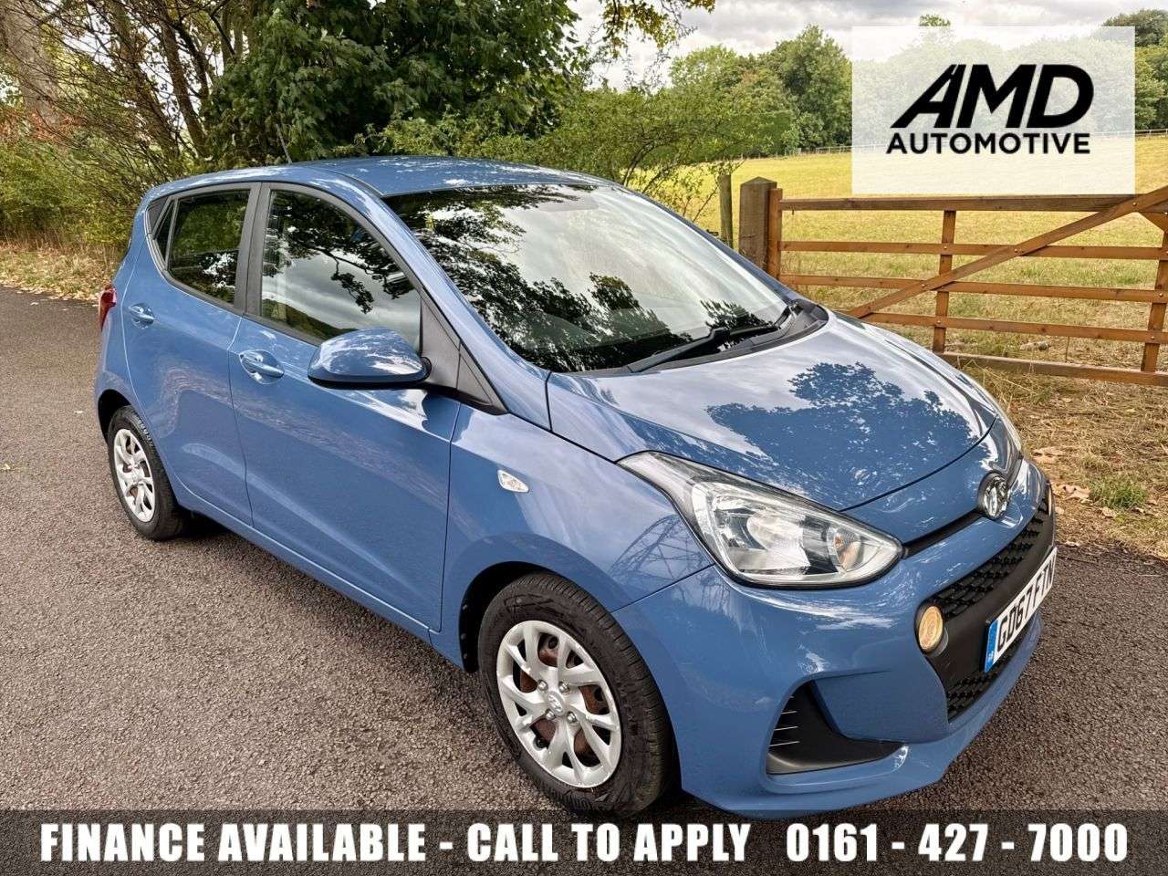 A 2017 HYUNDAI I10 1.0 SE Hatchback 5dr Petrol Manual Euro 6 (66 ps) + SERVICE HISTORY + BLUET A 2017 HYUNDAI I10 1.0 SE Hatchback 5dr Petrol Manual Euro 6 (66 ps) + SERVICE HISTORY + BLUET