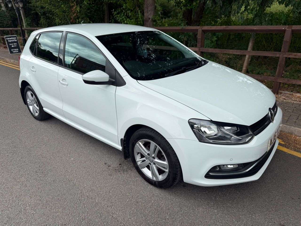 A 2016 VOLKSWAGEN POLO 1.0 BlueMotion Tech Match Hatchback 5dr Petrol Manual Euro 6 (s/s) (75 ps) A 2016 VOLKSWAGEN POLO 1.0 BlueMotion Tech Match Hatchback 5dr Petrol Manual Euro 6 (s/s) (75 ps)