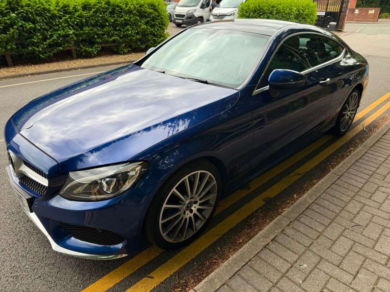 A 2018 MERCEDES-BENZ C CLASS 2.0 C200 AMG Line (Premium) Coupe 2dr Petrol G-Tronic+ Euro 6 (s/s) (184 ps A 2018 MERCEDES-BENZ C CLASS 2.0 C200 AMG Line (Premium) Coupe 2dr Petrol G-Tronic+ Euro 6 (s/s) (184 ps