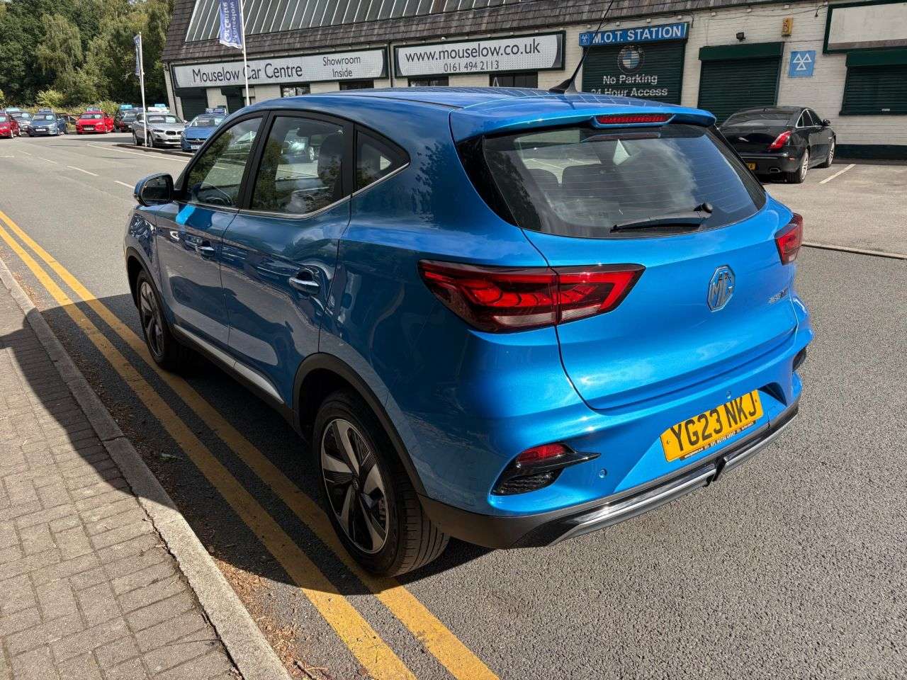 A 2023 MG MG ZS 72.6kWh SE Long Range SUV 5dr Electric Auto (156 ps) A 2023 MG MG ZS 72.6kWh SE Long Range SUV 5dr Electric Auto (156 ps)