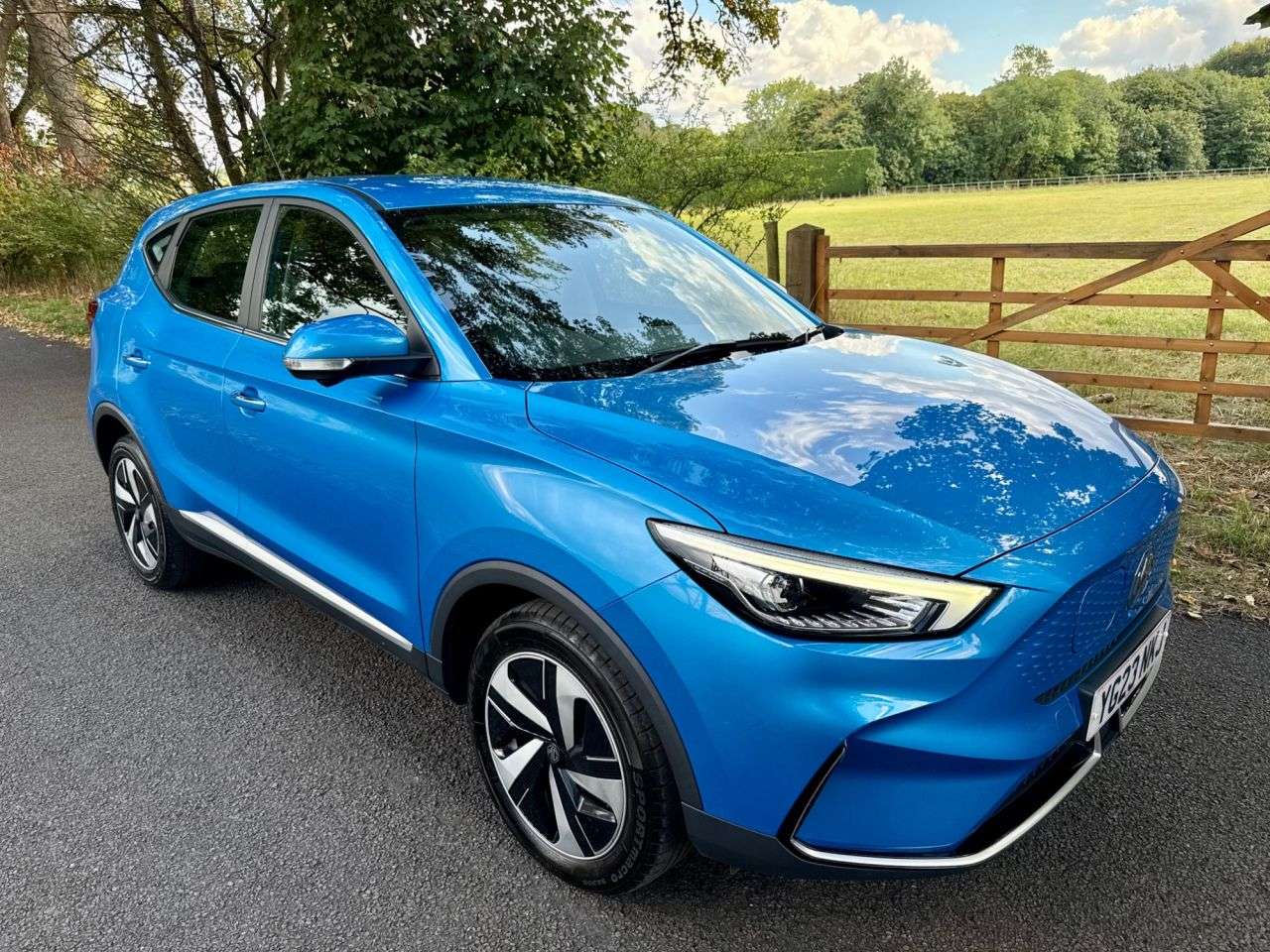 A 2023 MG MG ZS 72.6kWh SE Long Range SUV 5dr Electric Auto (156 ps) A 2023 MG MG ZS 72.6kWh SE Long Range SUV 5dr Electric Auto (156 ps)