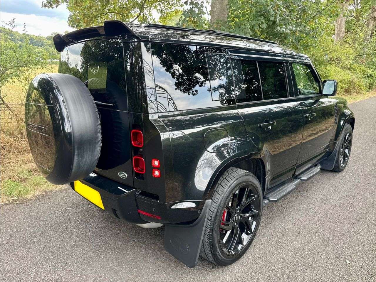 2022 LAND ROVER DEFENDER 110 2022 LAND ROVER DEFENDER 110