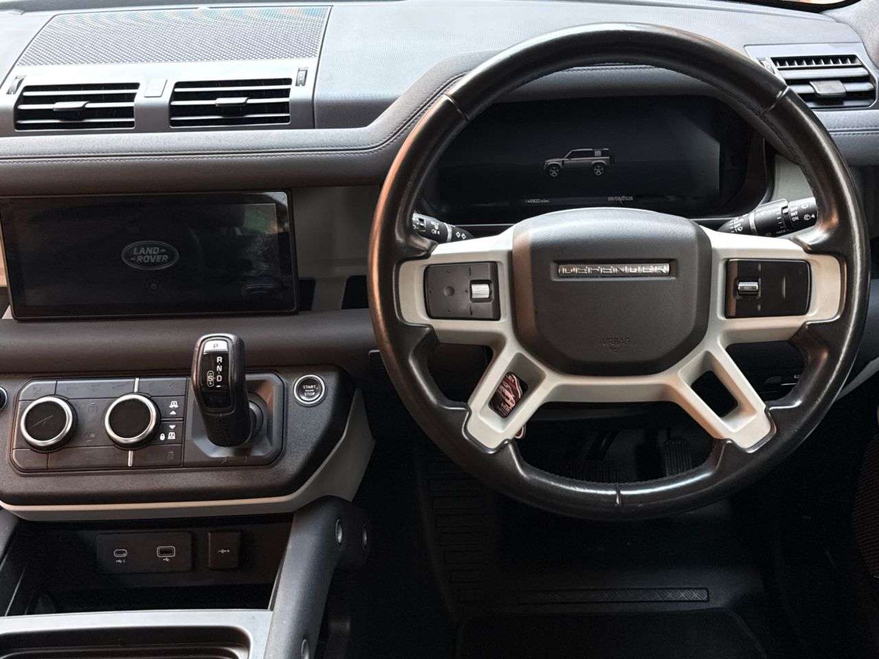 2022 LAND ROVER DEFENDER 110 2022 LAND ROVER DEFENDER 110