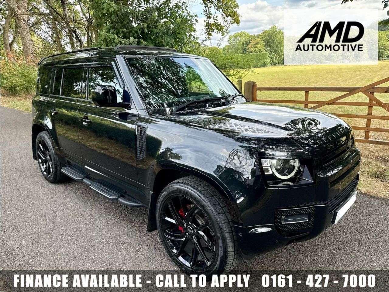 A 2022 LAND ROVER DEFENDER 110 3.0 D250 MHEV XS Edition SUV 5dr Diesel Automatic 4WD Euro 6 (s/s) (250 ps) A 2022 LAND ROVER DEFENDER 110 3.0 D250 MHEV XS Edition SUV 5dr Diesel Automatic 4WD Euro 6 (s/s) (250 ps)