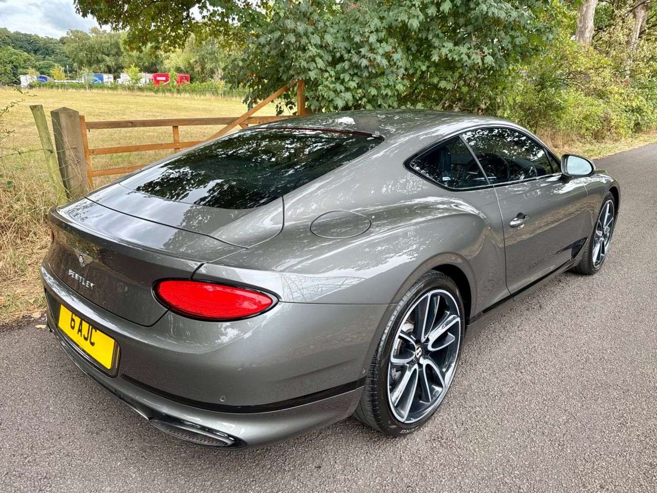 2019 BENTLEY CONTINENTAL 2019 BENTLEY CONTINENTAL