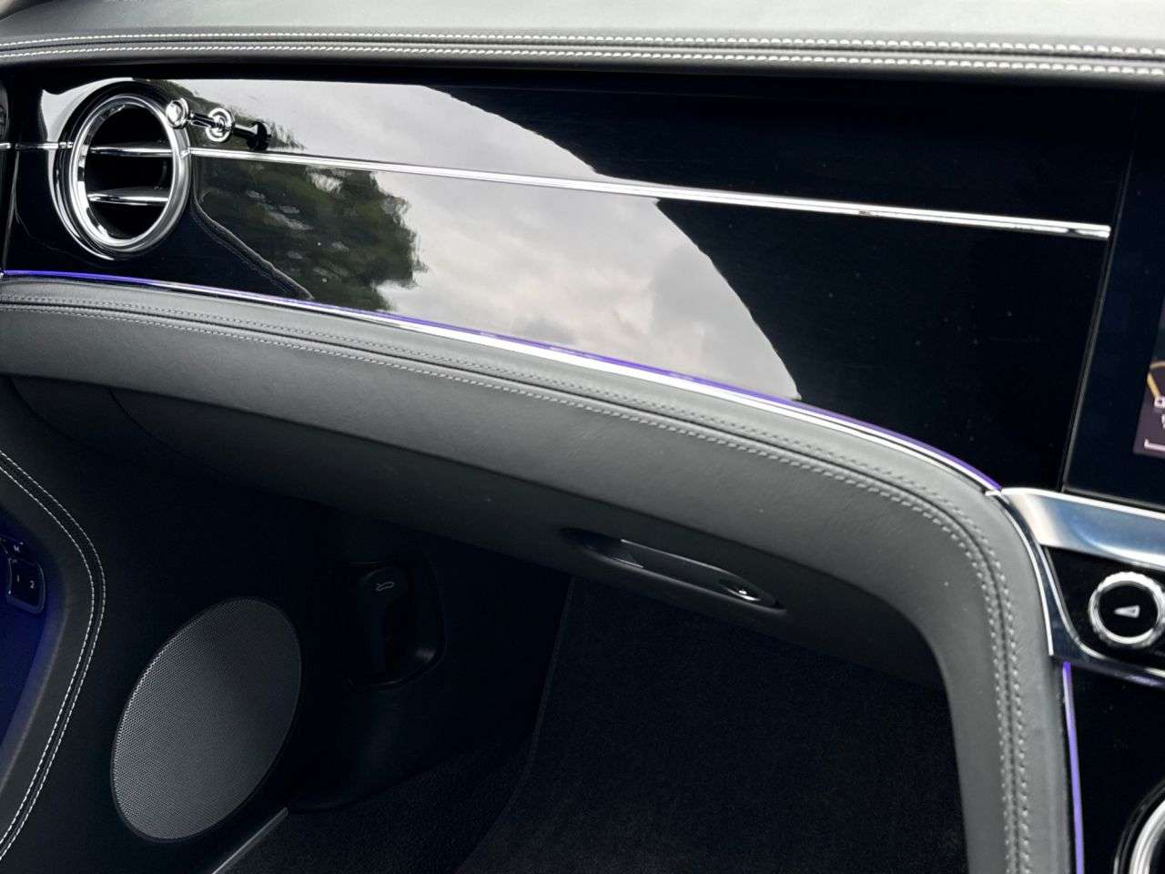 2019 BENTLEY CONTINENTAL 2019 BENTLEY CONTINENTAL