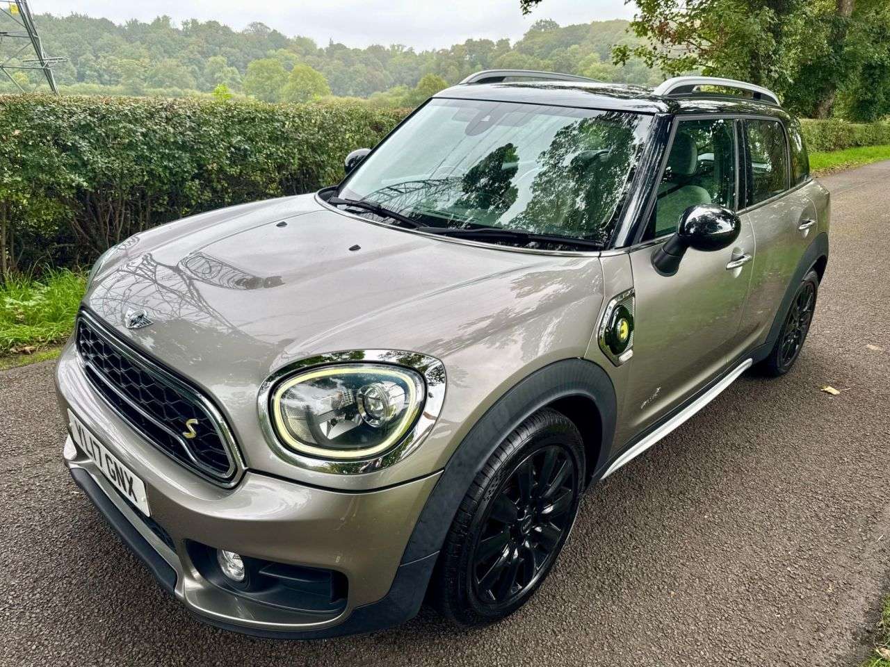 A 2017 MINI COUNTRYMAN 1.5 7.6kWh Cooper SE SUV 5dr Petrol Plug-in Hybrid Automatic ALL4 Euro 6 (s A 2017 MINI COUNTRYMAN 1.5 7.6kWh Cooper SE SUV 5dr Petrol Plug-in Hybrid Automatic ALL4 Euro 6 (s