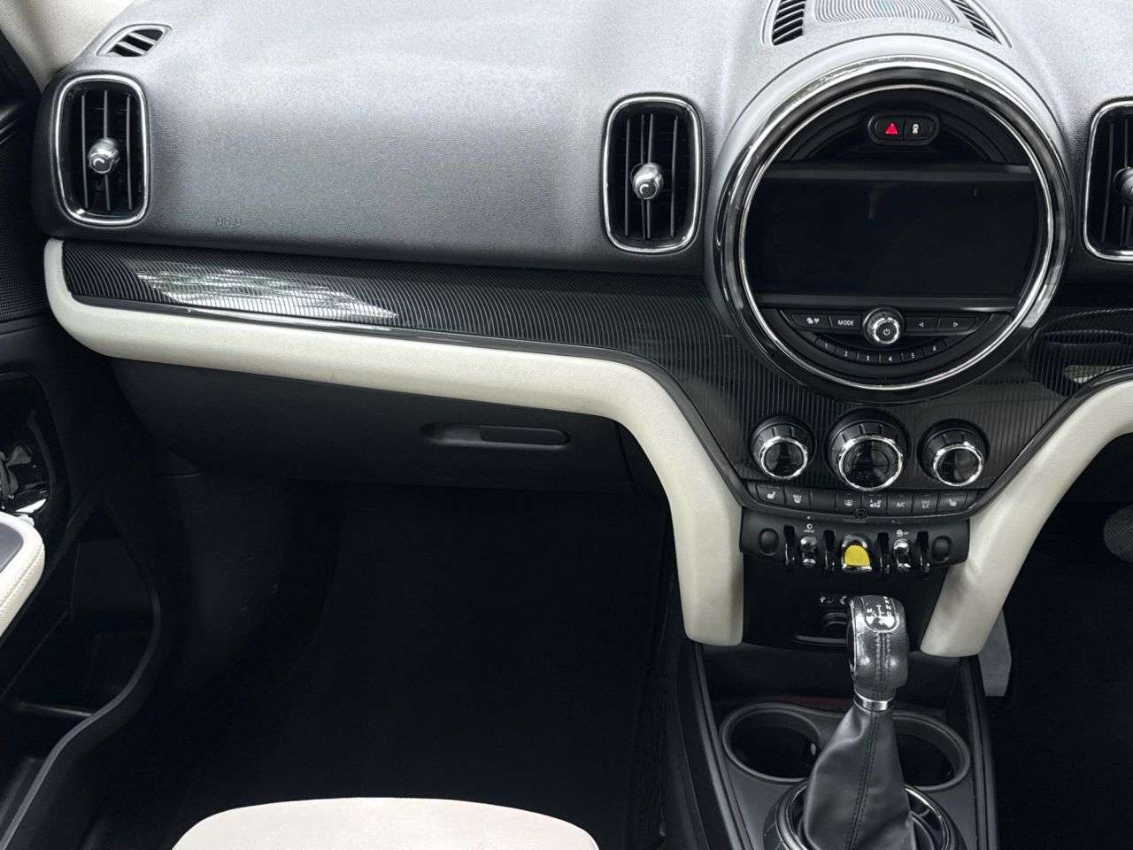 2017 MINI COUNTRYMAN 2017 MINI COUNTRYMAN