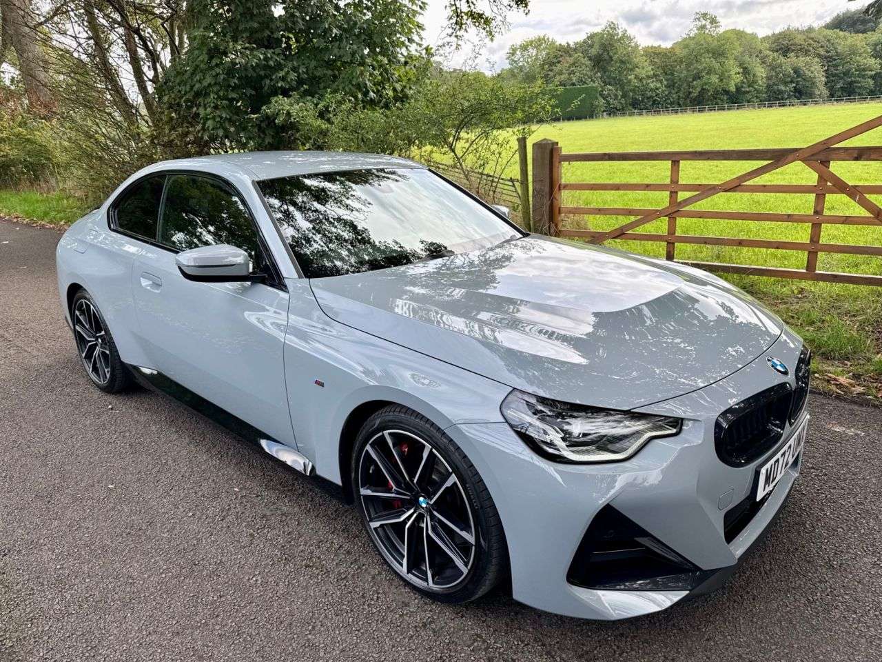 A 2023 BMW 2 SERIES 2.0 220i M Sport Coupe 2dr Petrol Automatic Euro 6 (s/s) (184 ps) + SERVICE A 2023 BMW 2 SERIES 2.0 220i M Sport Coupe 2dr Petrol Automatic Euro 6 (s/s) (184 ps) + SERVICE