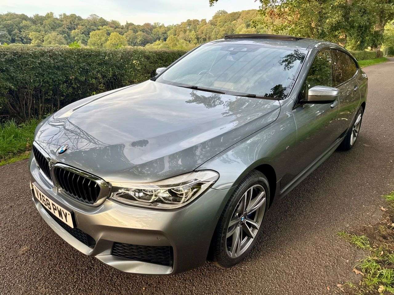 A 2019 BMW 6 SERIES GRAN TURISMO 3.0 630d M Sport GT 5dr Diesel Auto xDrive Euro 6 (s/s) (265 ps) + SERVICE A 2019 BMW 6 SERIES GRAN TURISMO 3.0 630d M Sport GT 5dr Diesel Auto xDrive Euro 6 (s/s) (265 ps) + SERVICE