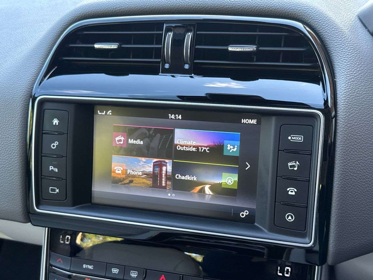 2015 JAGUAR XE 2015 JAGUAR XE