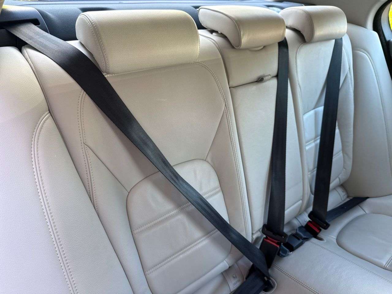 2015 JAGUAR XE 2015 JAGUAR XE