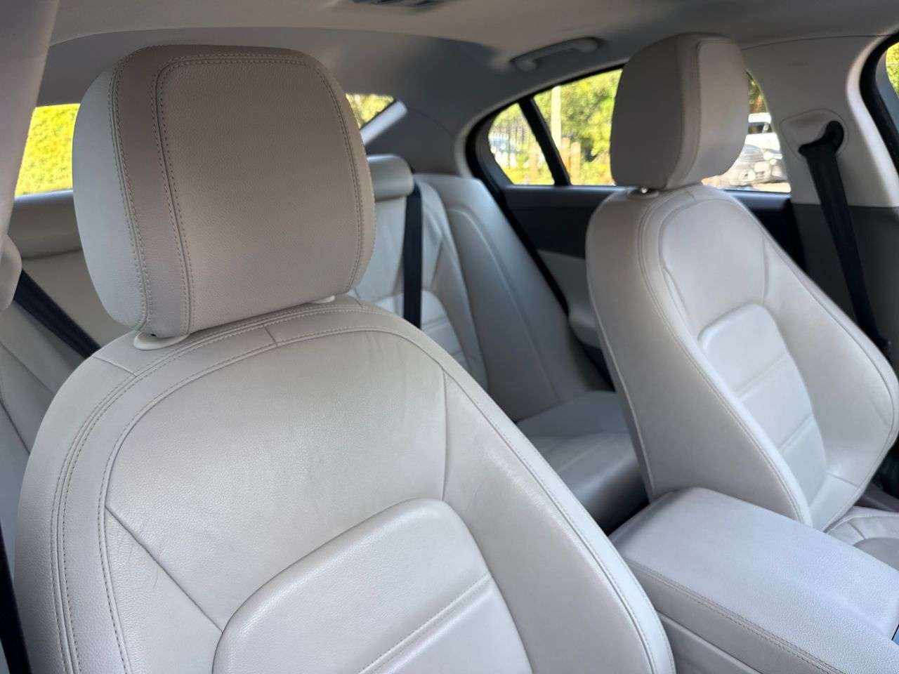 2015 JAGUAR XE 2015 JAGUAR XE