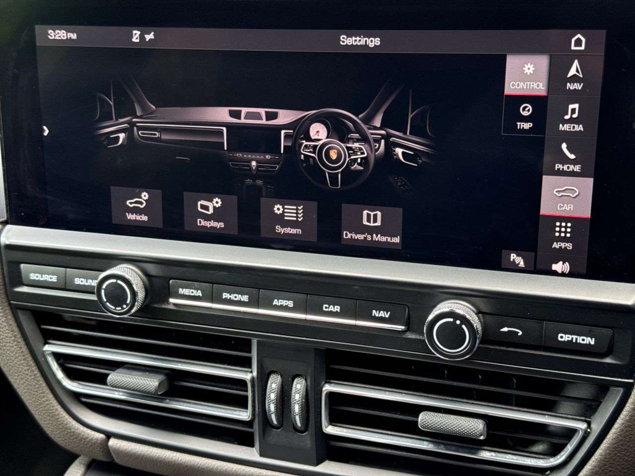 2019 PORSCHE MACAN 2019 PORSCHE MACAN