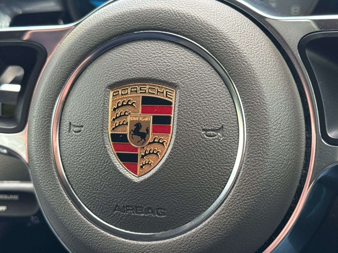 2019 PORSCHE MACAN 2019 PORSCHE MACAN