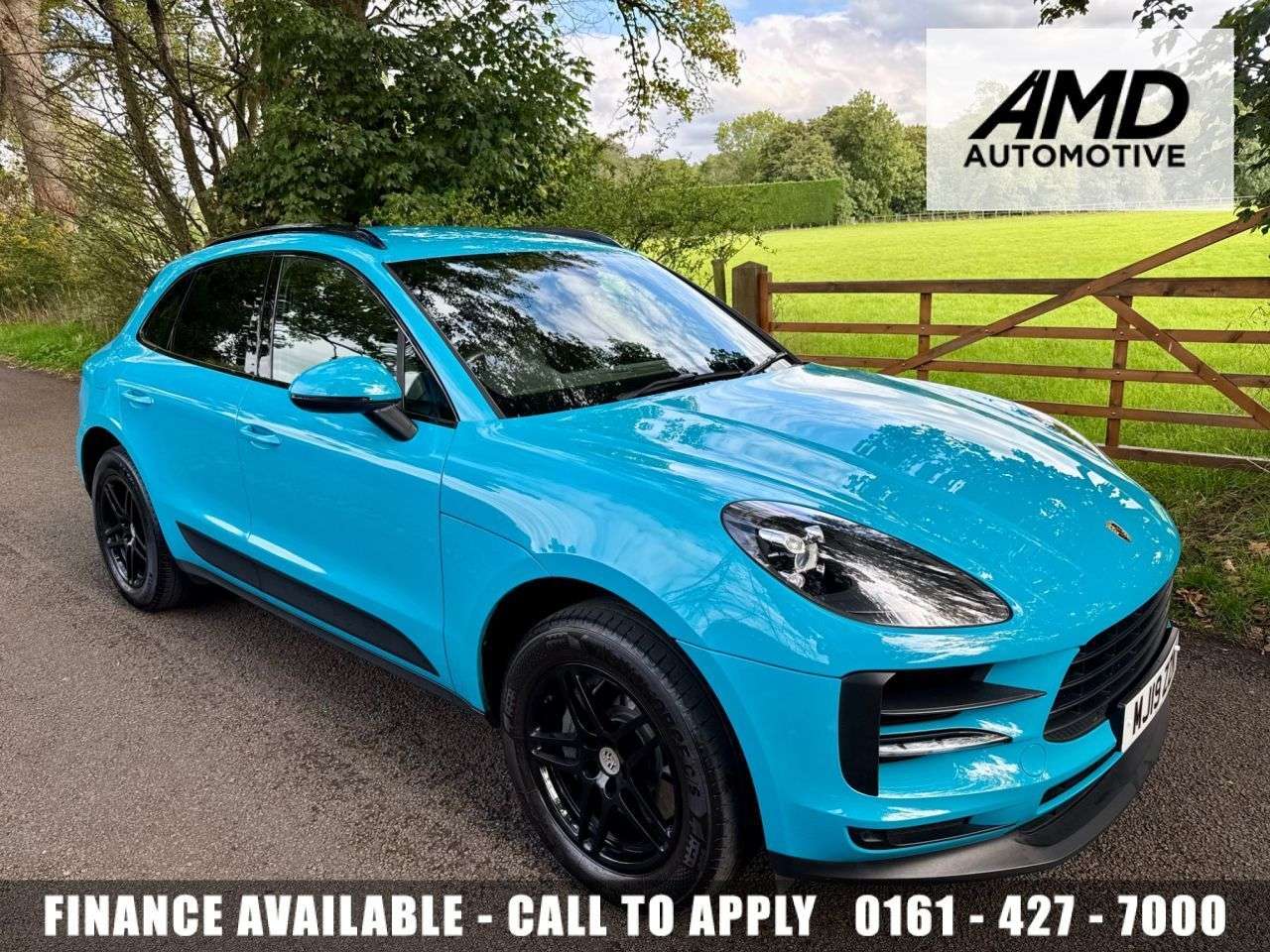 A 2019 PORSCHE MACAN 3.0T V6 S SUV 5dr Petrol PDK 4WD Euro 6 (s/s) (354 ps) SUV A 2019 PORSCHE MACAN 3.0T V6 S SUV 5dr Petrol PDK 4WD Euro 6 (s/s) (354 ps) SUV