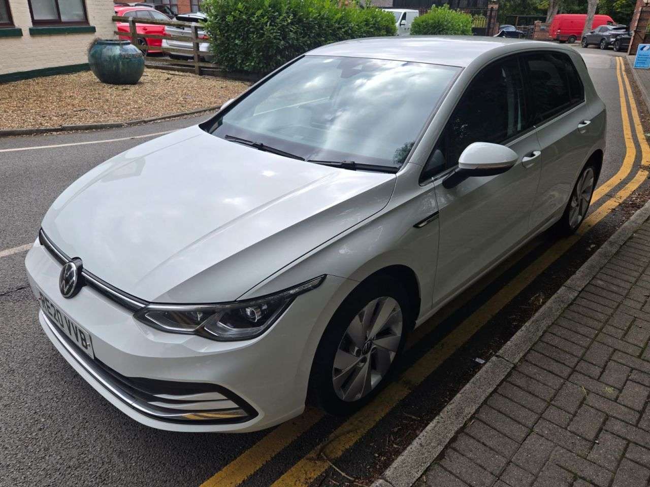 A 2020 VOLKSWAGEN GOLF 1.5 eTSI MHEV Style Hatchback 5dr Petrol Hybrid DSG Euro 6 (s/s) (150 ps) A 2020 VOLKSWAGEN GOLF 1.5 eTSI MHEV Style Hatchback 5dr Petrol Hybrid DSG Euro 6 (s/s) (150 ps)