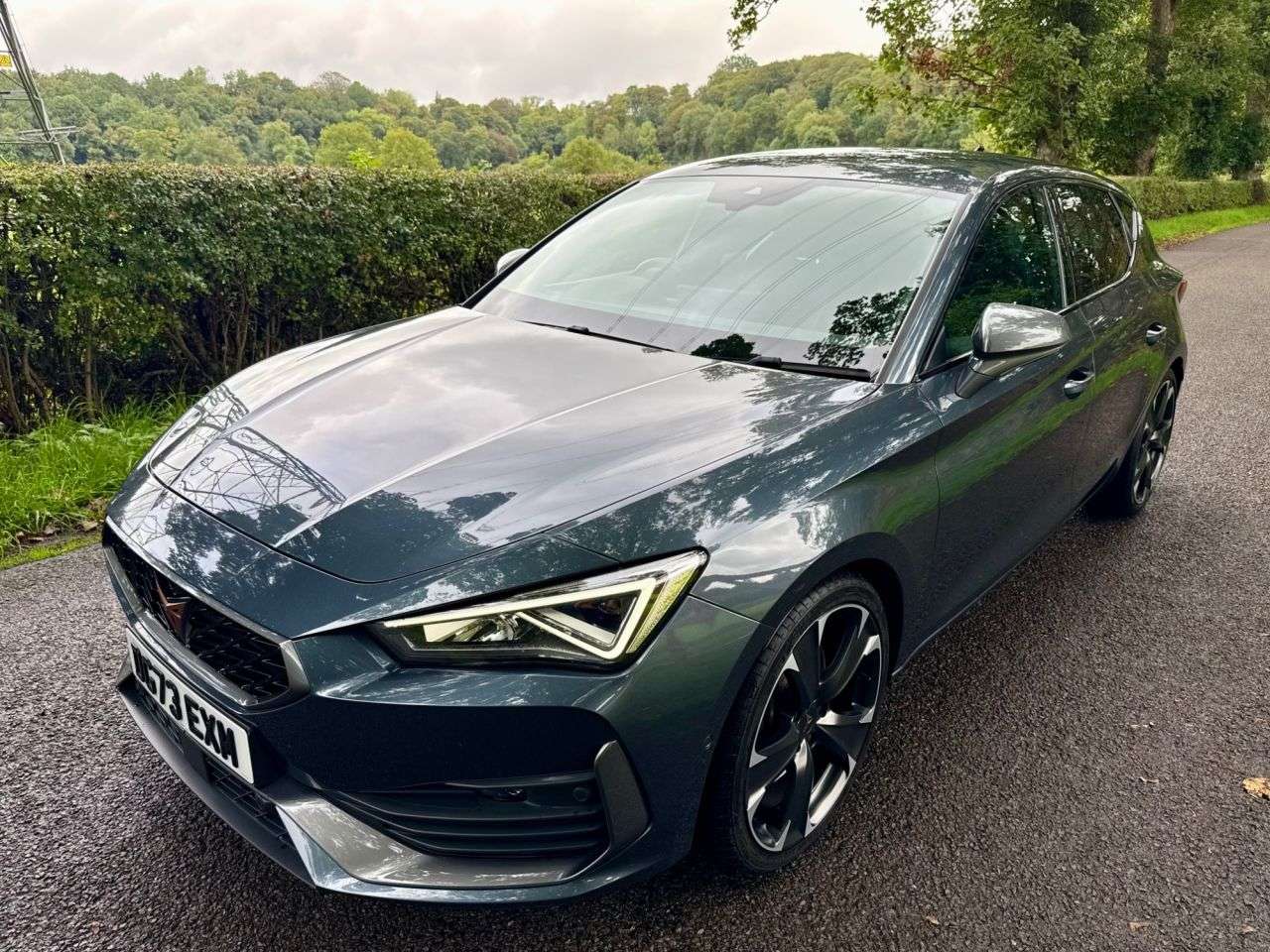 A 2023 CUPRA LEON 2.0 TSI VZ2 Hatchback 5dr Petrol DSG Euro 6 (s/s) (245 ps) + SERVICE HISTOR A 2023 CUPRA LEON 2.0 TSI VZ2 Hatchback 5dr Petrol DSG Euro 6 (s/s) (245 ps) + SERVICE HISTOR