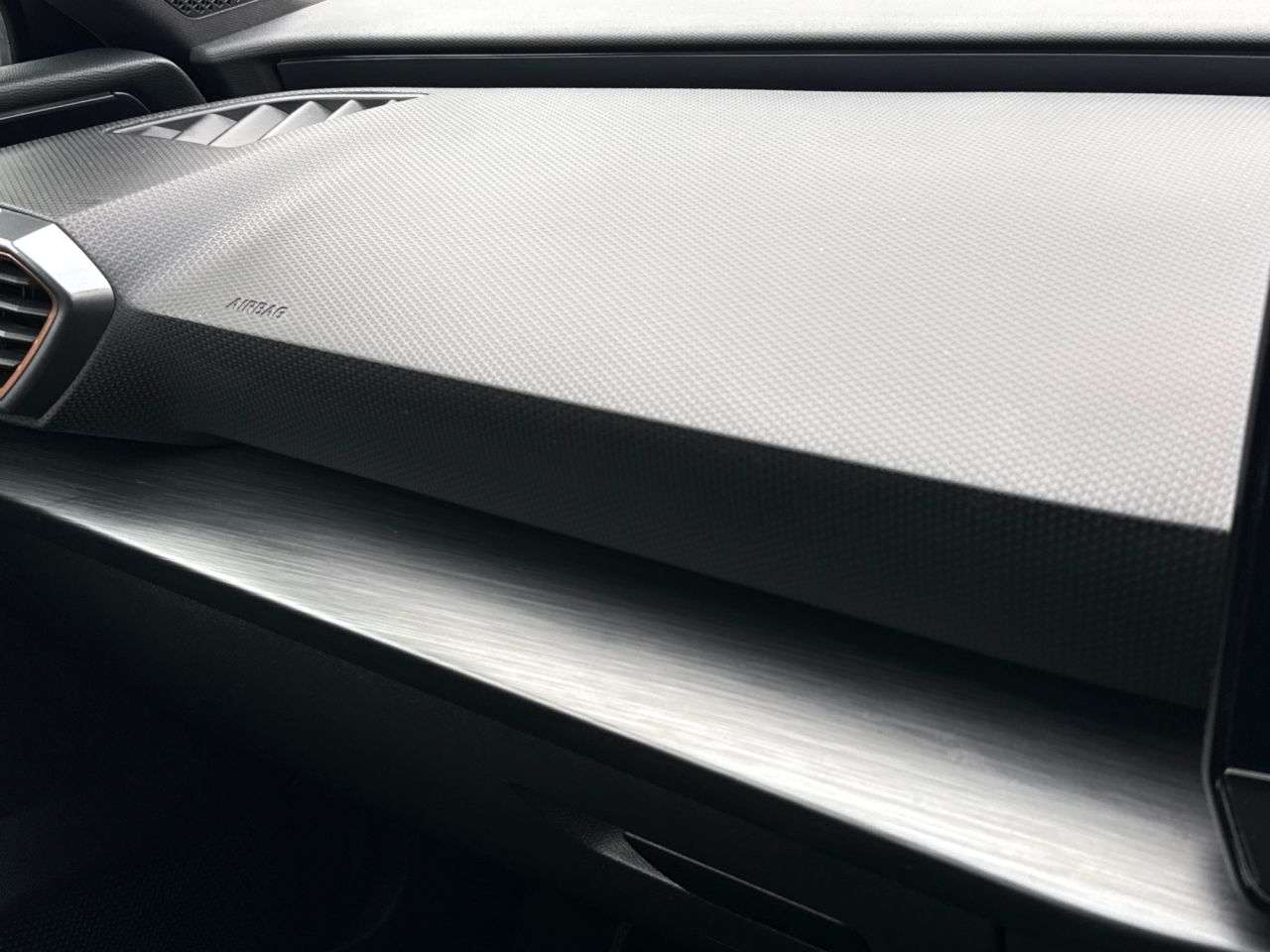 2023 CUPRA LEON 2023 CUPRA LEON