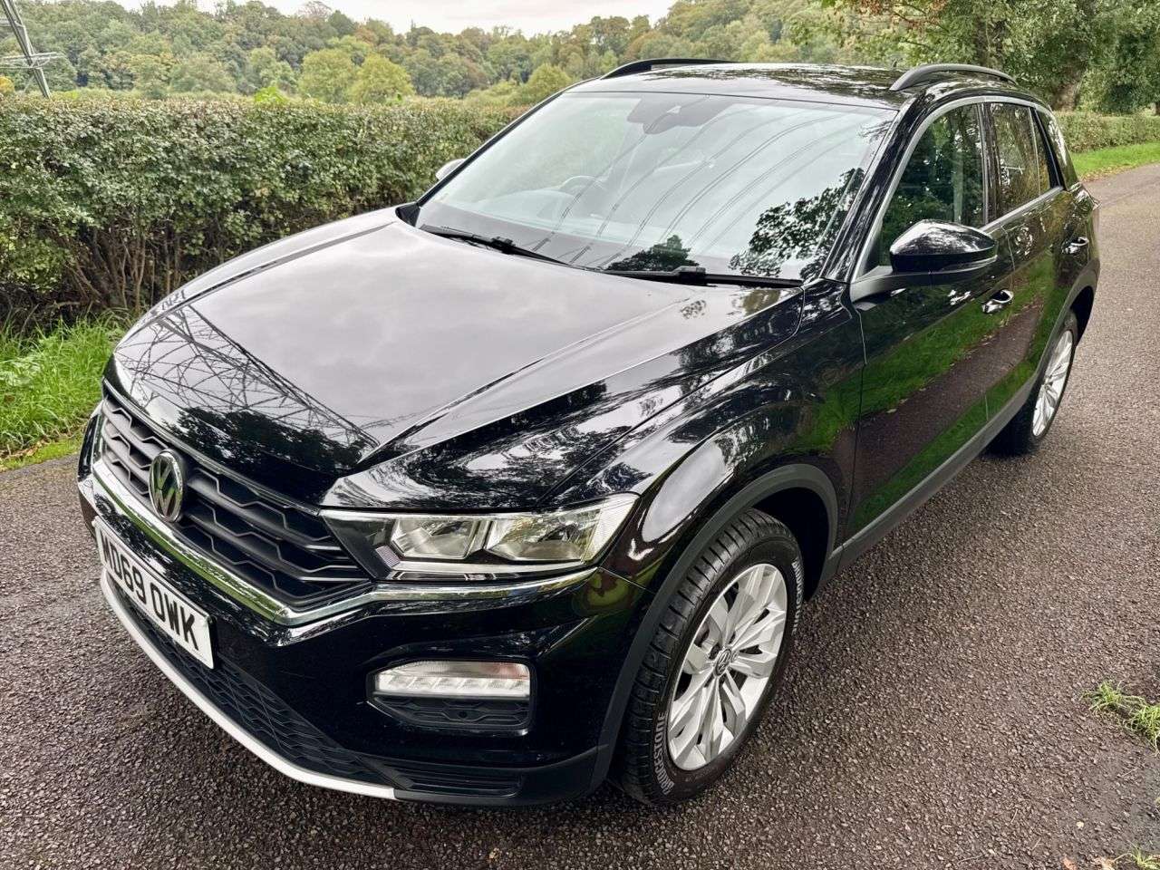 A 2020 VOLKSWAGEN T-ROC 1.0 TSI GPF SE SUV 5dr Petrol Manual Euro 6 (s/s) (115 ps) A 2020 VOLKSWAGEN T-ROC 1.0 TSI GPF SE SUV 5dr Petrol Manual Euro 6 (s/s) (115 ps)