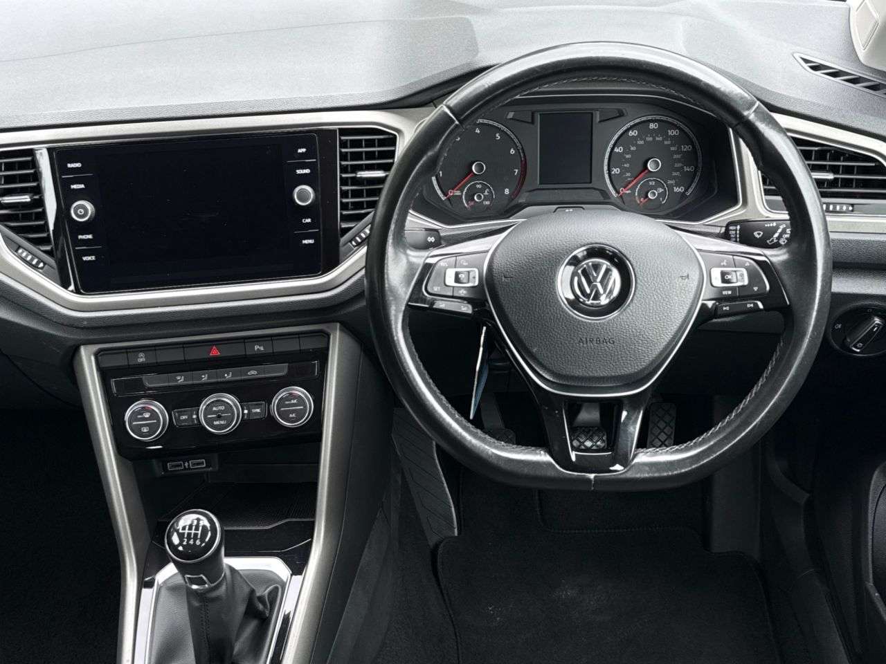 2020 VOLKSWAGEN T-ROC 2020 VOLKSWAGEN T-ROC