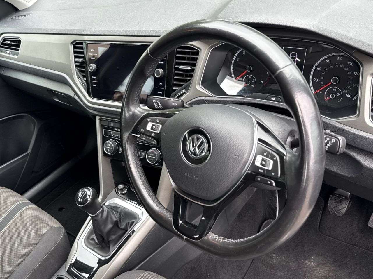 2020 VOLKSWAGEN T-ROC 2020 VOLKSWAGEN T-ROC