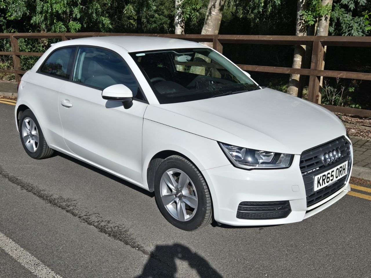 A 2015 AUDI A1 1.0 TFSI SE Hatchback 3dr Petrol Manual Euro 6 (s/s) (95 ps) A 2015 AUDI A1 1.0 TFSI SE Hatchback 3dr Petrol Manual Euro 6 (s/s) (95 ps)