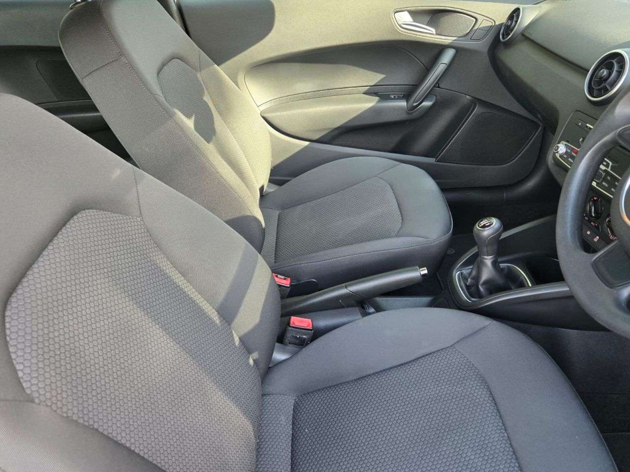 2015 AUDI A1 2015 AUDI A1