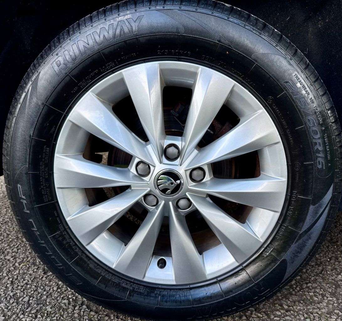 2018 SKODA KAROQ 2018 SKODA KAROQ