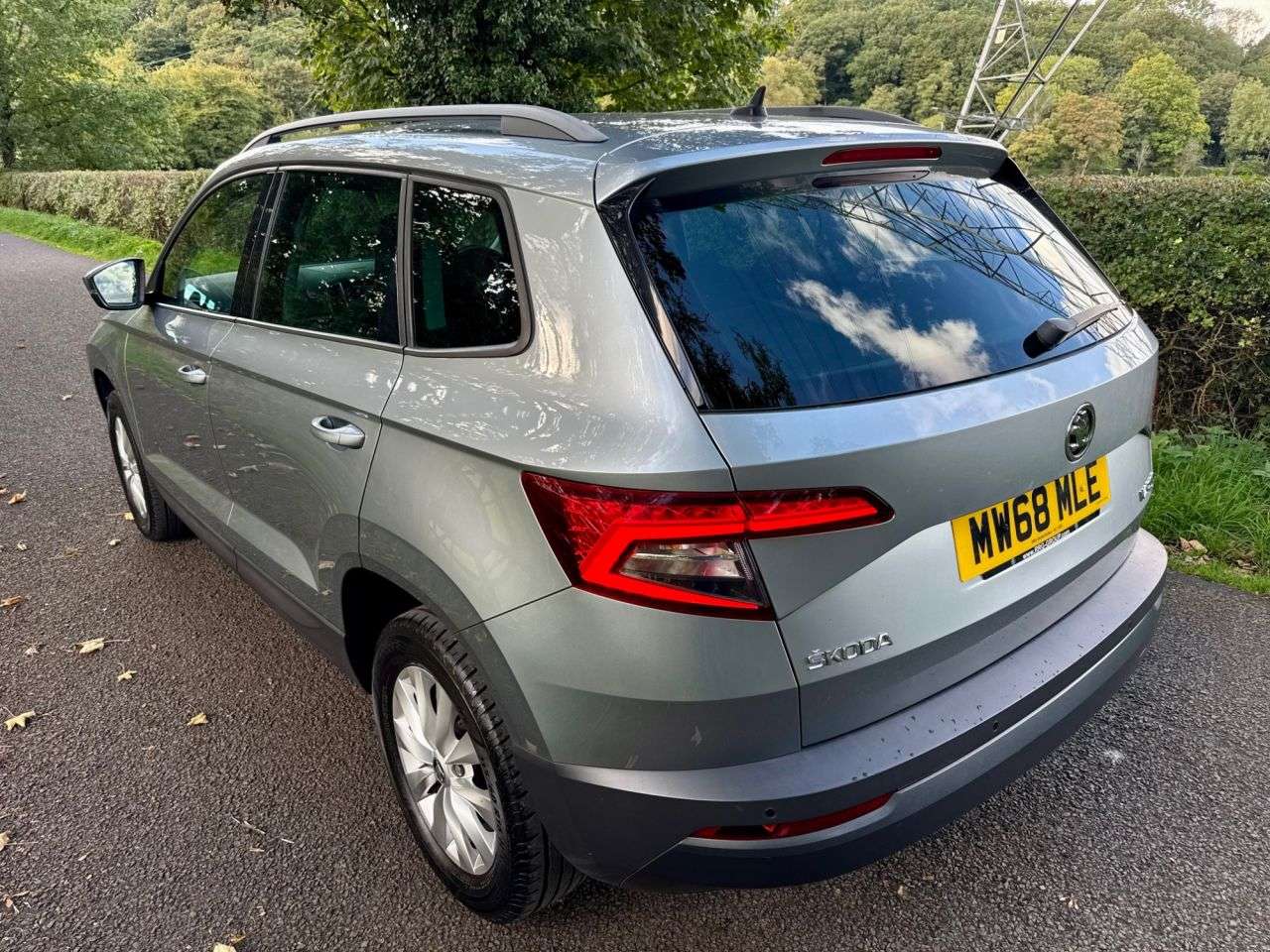 A 2018 SKODA KAROQ 1.0 TSI SE Nav Plus SUV 5dr Petrol Manual Euro 6 (s/s) (115 ps) + SERVICE H A 2018 SKODA KAROQ 1.0 TSI SE Nav Plus SUV 5dr Petrol Manual Euro 6 (s/s) (115 ps) + SERVICE H