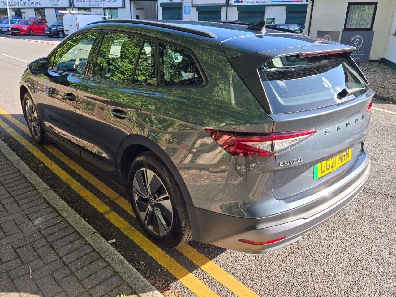 A 2021 SKODA ENYAQ IV iV 62kWh 60 SUV 5dr Electric Auto (179 ps) A 2021 SKODA ENYAQ IV iV 62kWh 60 SUV 5dr Electric Auto (179 ps)