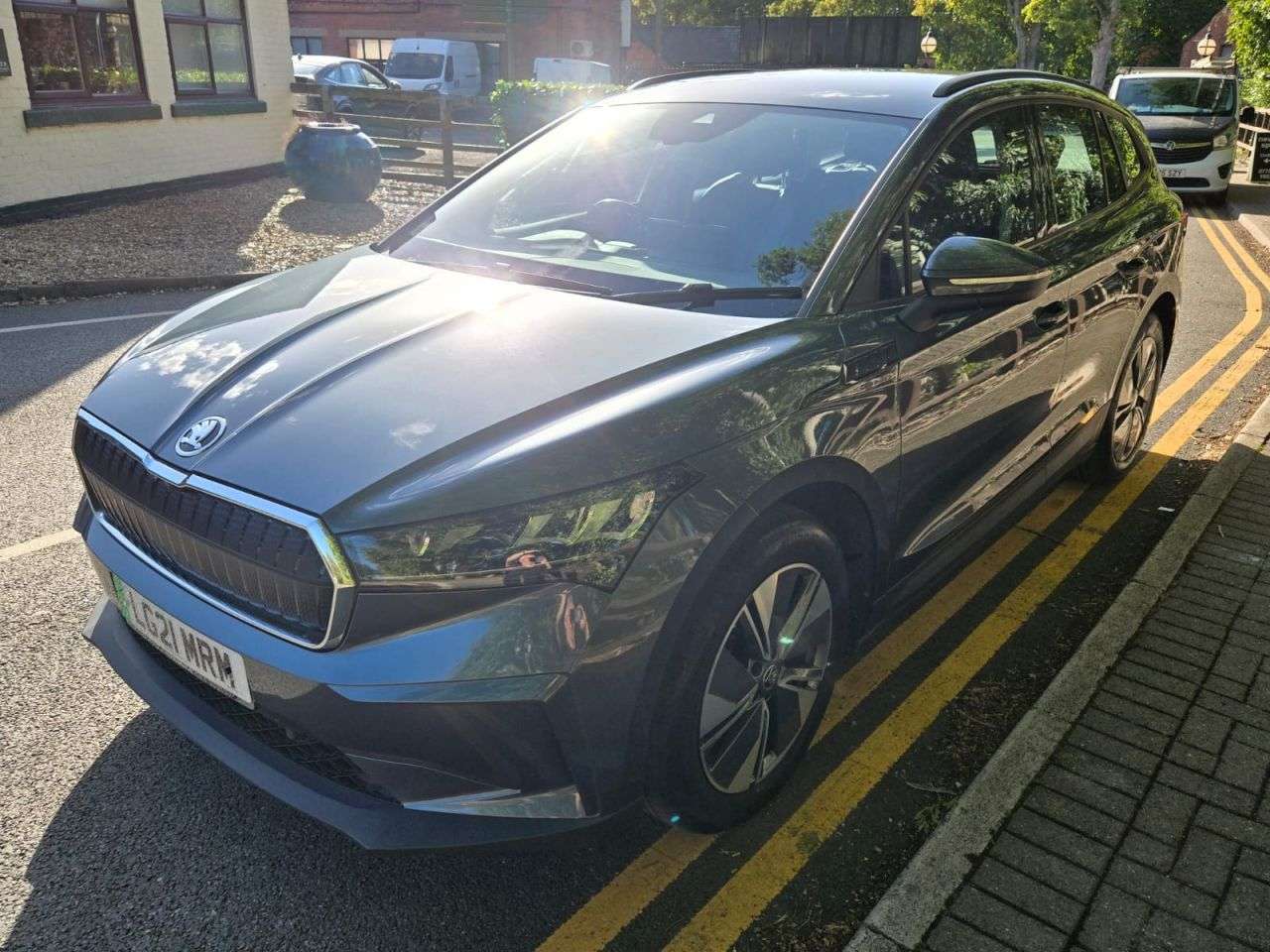 A 2021 SKODA ENYAQ IV iV 62kWh 60 SUV 5dr Electric Auto (179 ps) A 2021 SKODA ENYAQ IV iV 62kWh 60 SUV 5dr Electric Auto (179 ps)