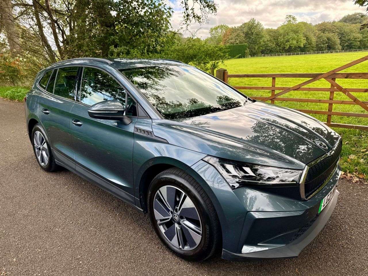 A 2021 SKODA ENYAQ IV iV 62kWh 60 SUV 5dr Electric Auto (179 ps) A 2021 SKODA ENYAQ IV iV 62kWh 60 SUV 5dr Electric Auto (179 ps)