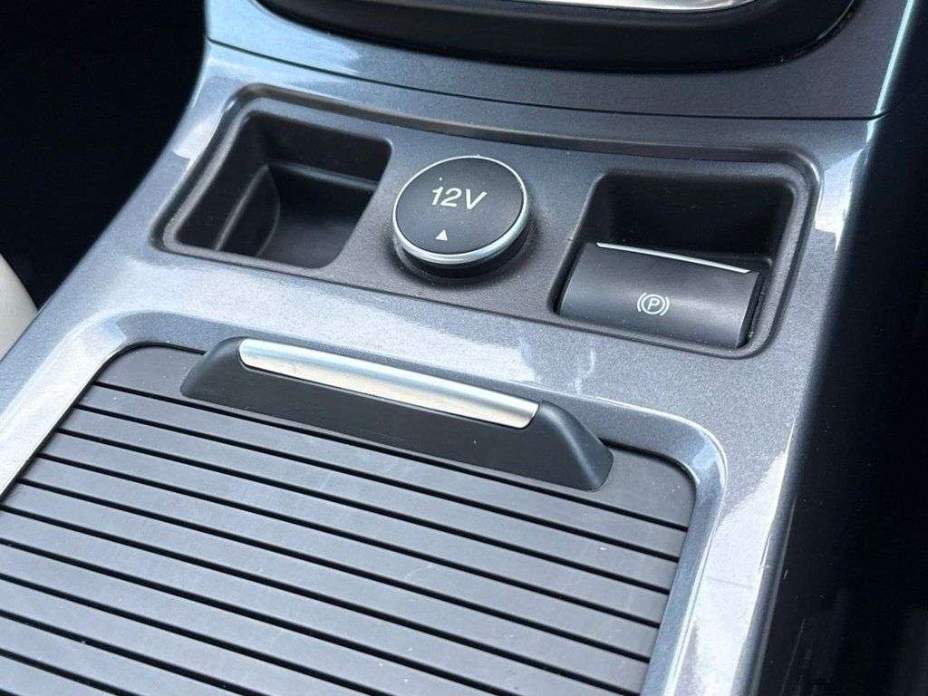 2016 FORD KUGA 2016 FORD KUGA