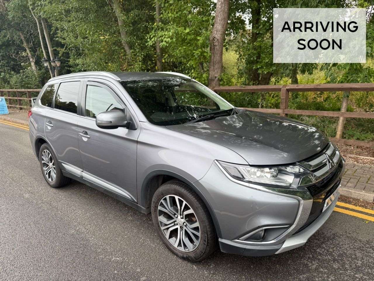 A 2018 MITSUBISHI OUTLANDER 2.2 DI-D 3 SUV 5dr Diesel Auto 4WD Euro 6 (147 ps) A 2018 MITSUBISHI OUTLANDER 2.2 DI-D 3 SUV 5dr Diesel Auto 4WD Euro 6 (147 ps)