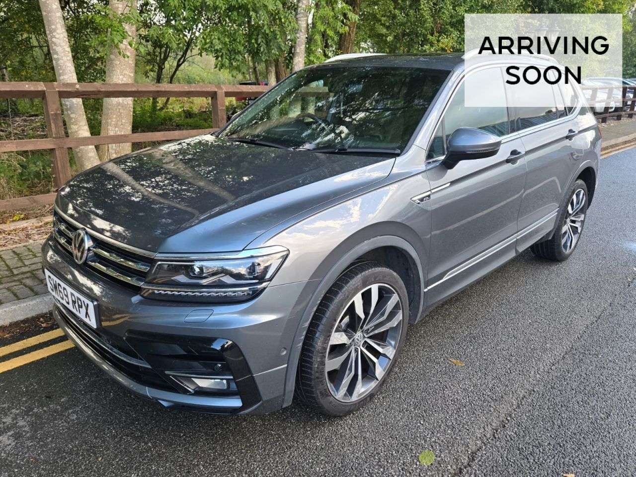 A 2019 VOLKSWAGEN TIGUAN ALLSPACE 2.0 TSI R-Line Tech SUV 5dr Petrol DSG 4Motion Euro 6 (s/s) (190 ps) A 2019 VOLKSWAGEN TIGUAN ALLSPACE 2.0 TSI R-Line Tech SUV 5dr Petrol DSG 4Motion Euro 6 (s/s) (190 ps)