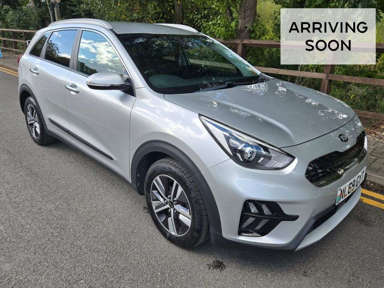 A 2019 KIA NIRO 1.6 GDi 2 SUV 5dr Petrol Hybrid DCT Euro 6 (s/s) (139 bhp) A 2019 KIA NIRO 1.6 GDi 2 SUV 5dr Petrol Hybrid DCT Euro 6 (s/s) (139 bhp)